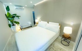 Airport Lisbon Guest House